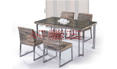 藤製餐桌椅