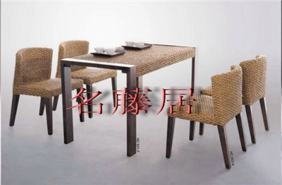 藤製餐桌椅