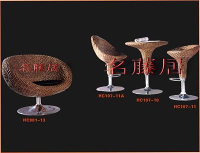 藤製吧台椅